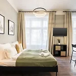 Premium 4 Bedroom Apartment On Maria St