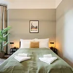 Premium 4 Bedroom Apartment On Maria St
